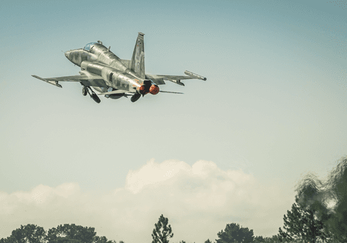 Aviação de 50 anos de F-5E/F Tiger II no Brasil
