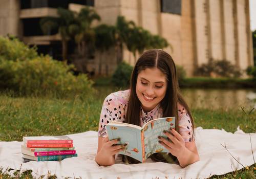 Debutantes de Mirella