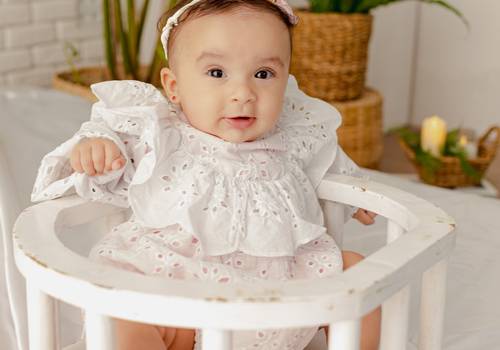 Acompanhamento de ANGELINA 06 MESES