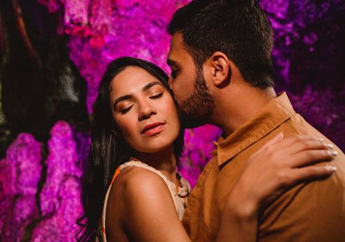 Pré Wedding de Ensaio de Casal no Parque Lage e Praia de Ipanema | Caroline e Gabriel