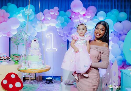 Infantil e Família  de Aniversário de 1 ano da Helena