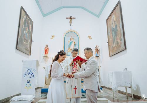 Batizados de Casamento e Batizado na Capela Nossa Senhora da Saúde em Maricá | Dienifer e Alejandro + Antonela