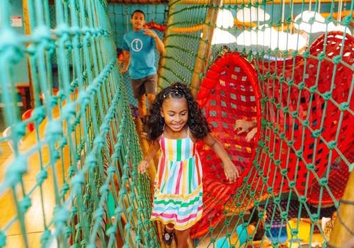 Infantil e Família  de Aniversário na Casa de Festa A Fábrica | 6 anos da Maria Eduarda