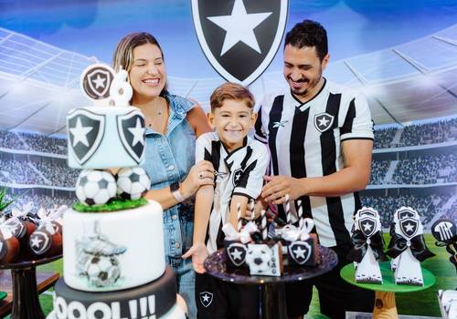 Infantil e Família  de Aniversário na Casa de Festas Hora Feliz | 6 anos do João