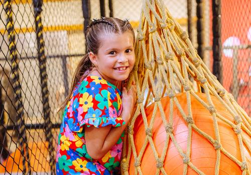 Infantil e Família  de Fotografia de Aniversário Infantil no Anima Som – 7 anos da Giovanna | Via Parque Shopping