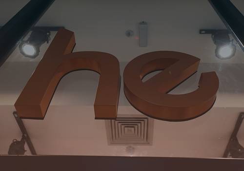 Institucional de He Calçados Prudenshopping