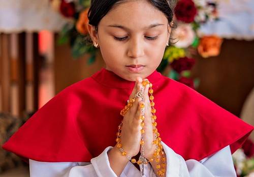 CRISMA E EUCARISTIA de CRISMA E EUCARISTIA