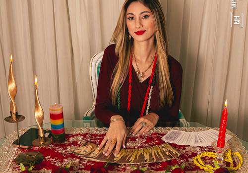 Retrato Corporativo de Astróloga Juliana