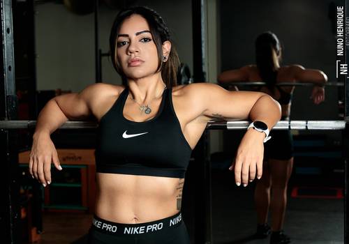 Ensaio Fitness de Monique Cajueiro