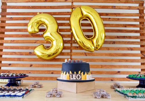 Aniversário de Leo - 30 anos