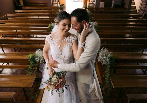 Casamentos de Mariana e Caio