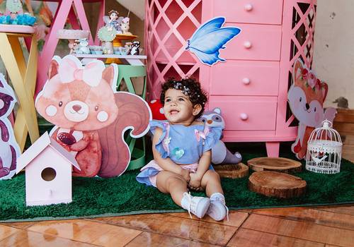 Aniversários de {Julia} Primeiro Aniversário