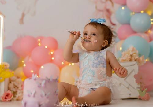 Smash the Cake de Ana Lívia 1 ano