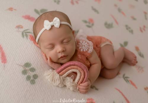 Newborn de Ísis - 24 dias