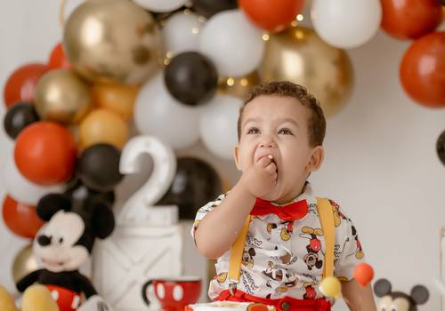 Smash the Cake de Samuel - 2 anos