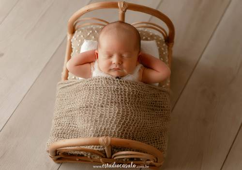 Newborn de Anthony Matteo - Newborn 