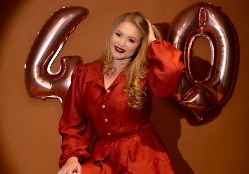 Debutante de ENSAIO 40 ANOS