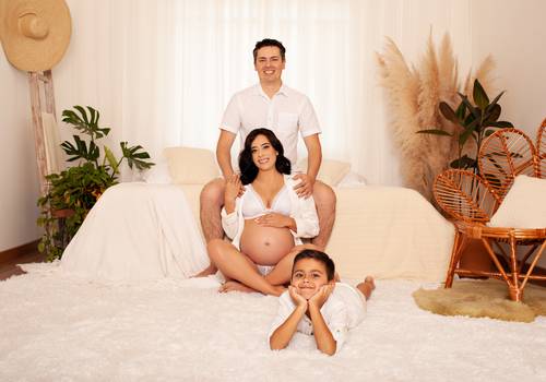 Gestante Estúdio de Viviane & Família - À espera por Vicente e Anthony 
