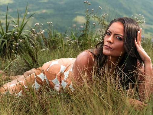 Ensaio feminino de  Leila