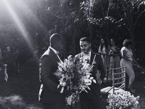 Casamentos Intimistas de Casamento Homoafetivo ao ar livre: Matheus e Rodrigo