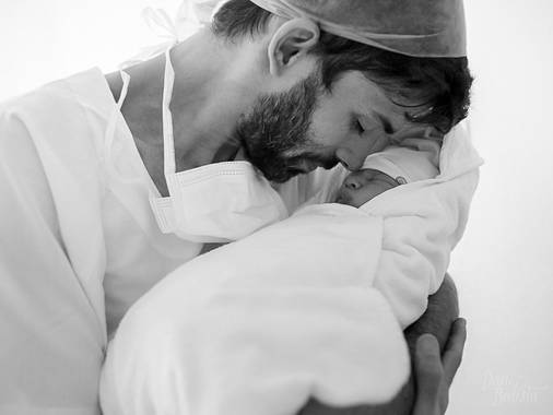 Famílias de Fotografia de Parto: Nascimento da Maya