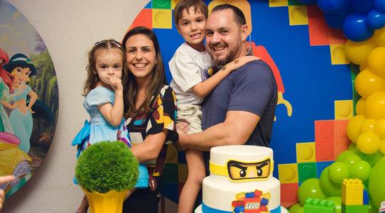 Aniversários de Festa da Helena e Francisco