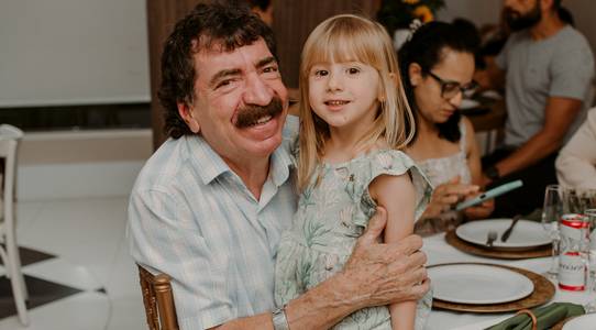 Aniversários de Festa de 71 anos do João