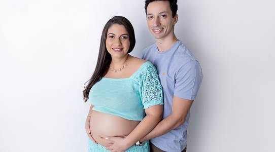 Gestantes de Carla e Victor a espera de Maria Alice