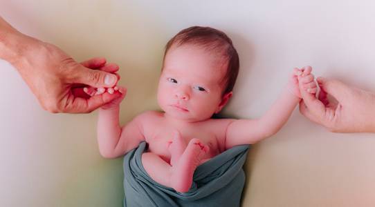 NEWBORN de Newborn Luan