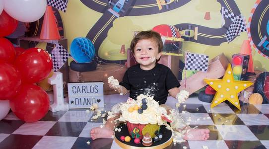 Aniversário de Smash Cake Tema Carros