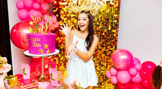 Aniversário de Aniversário de 12 anos da Laurinha