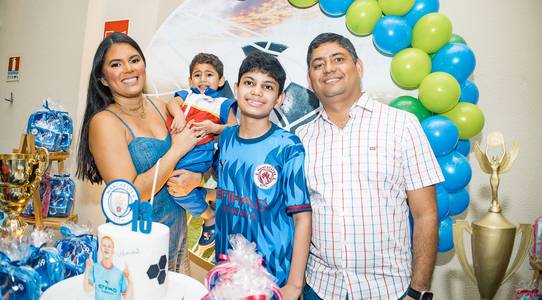 Aniversário de Aniversário de Wenzo e Wendel