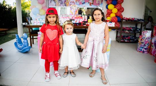 Aniversário de Aniversário de Bia e Larissa