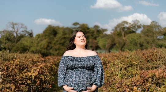 Flávia Giovanini Fotografia Kids de Bruna à espera da Alice