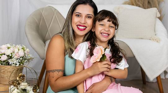 Flávia Giovanini Fotografia Kids de Dia das Mães da Leila e da Laura