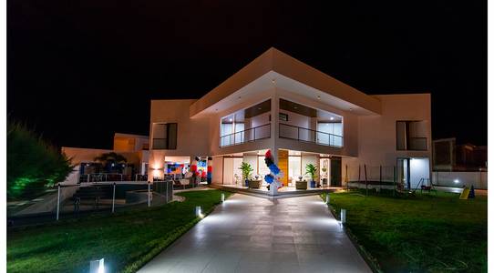 Infantil de Winiston Alle - 12 anos