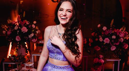 Xv anos de Camila Marchet 