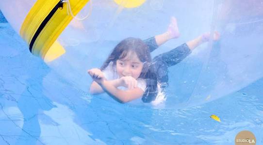 Festa Infantil de Festa Infantil – Elisabeth | Festa em Casa com Piscina e Fantasias