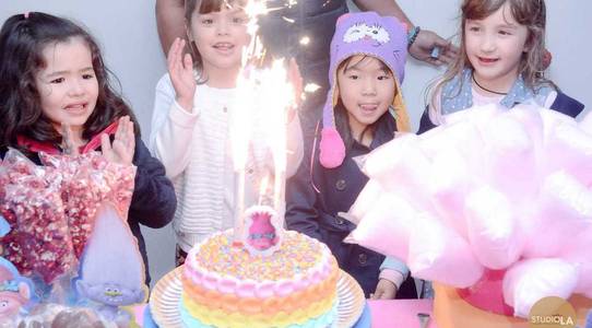 Festa Infantil de Aniversário dos gêmeos Naomi e Kenzo - Brincadeiras tradicionais