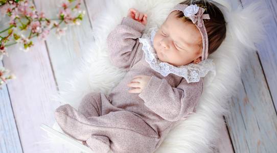 Newborn de Newborn Lara