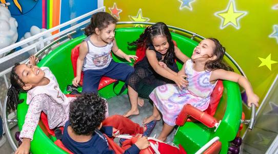 Aniversário Infantil de Helena 5 anos e Tânia 37 anos