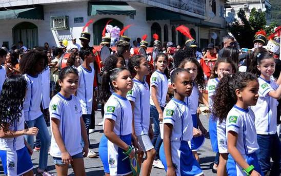 Agronegócio  de Desfile Cívico em Itacuruçá
