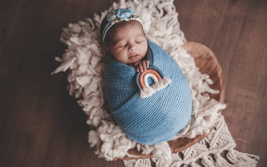 Newborn de Primeiros dias da pequena Cecilia