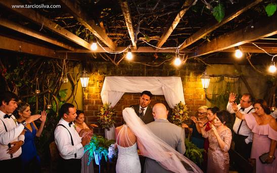 Casamentos de Glauria e Diugny