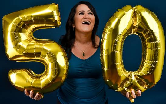 Estudio de 50 Anos de Dulce