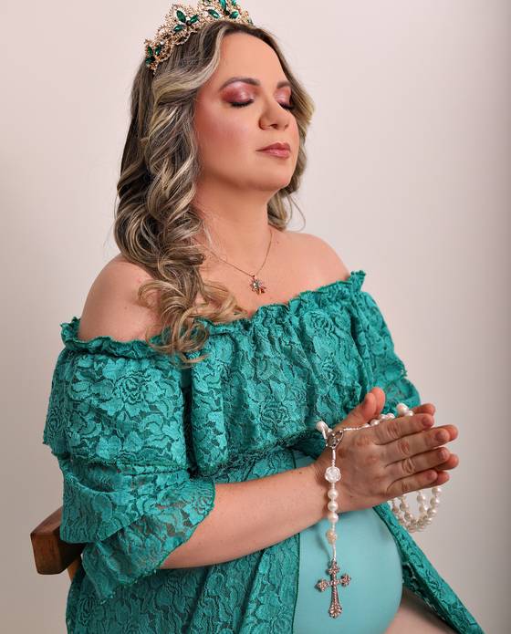 Gestante (Estúdio) de Marcela