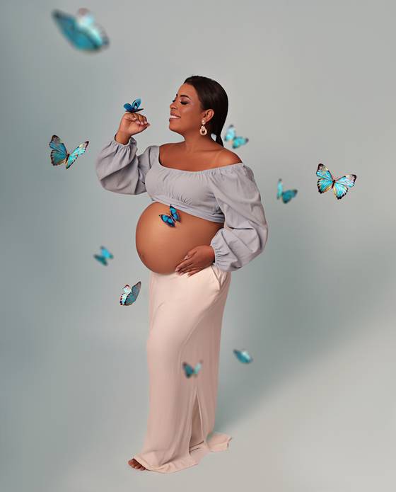 Gestante (Estúdio) de Priscila