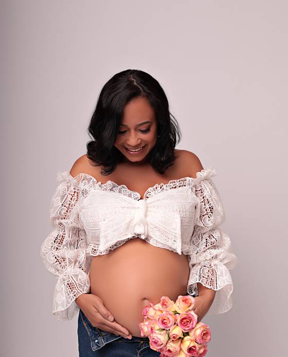 Gestante (Estúdio) de Sirlene
