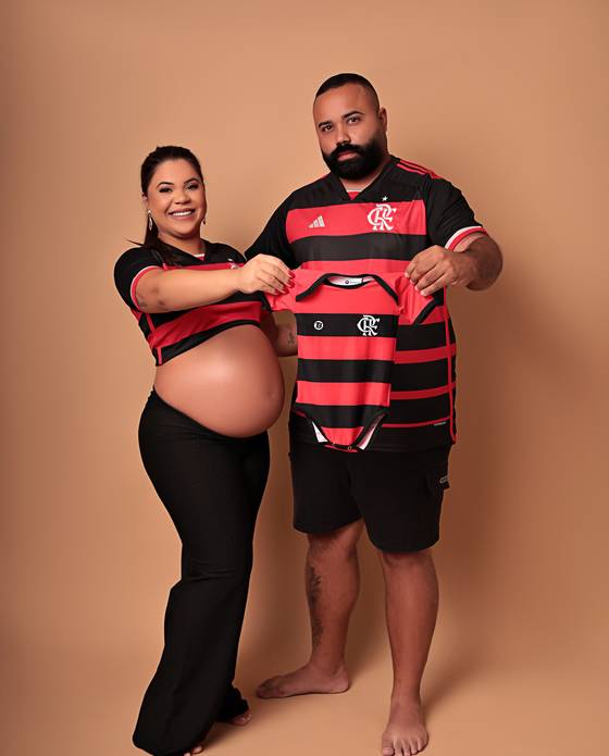 Gestante (Estúdio) de Caroline