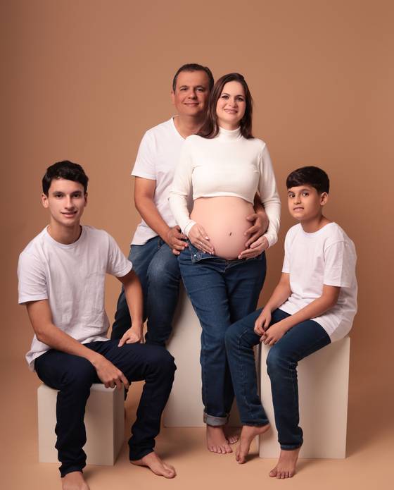 Gestante (Estúdio) de Carla